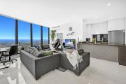 Level 70 with Stunning Views at the Beach - Pet Friendly