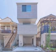 Newly Built Villa Guesthouse Asakusa, Akihabara, Ginza, Ueno, Tokyo Airport Accessible Muji-Style 2xSeparate Vanity Counters 2xSmart toilets