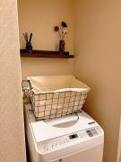 Wa Shinsaka 902 7minute walk from Shinsakacho Station Maximum 4 people Separate bath and toilet Washing machine with dryer