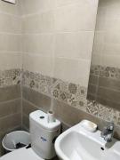 Bright Modern Apartment