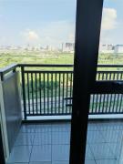 Near MOA 3 pax unit in Gentry Manor