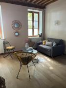 La Maison aux volets bleus 37 m3, Bords de Saône