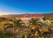 Private Villa Paradise - Pool & Mountain Views