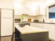 Secluded City Cottage Near Botanic Gardens with Free Parking