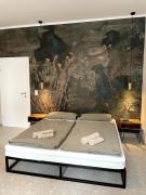 Residence K - Contemporary Altbau Apartment Vienna