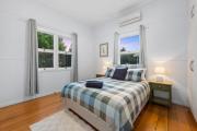 Wallace Cottage - Glennie, CBD, Quiet Leafy Street
