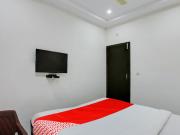 Hotel O Manjushree Boarding & Lodging nearby Dr.BR Ambedkar Stadium Basveshwar nagar