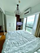 The Mandaluxe comfort with skyline view 45th floor