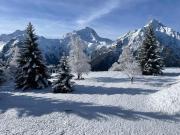 Panoramic Mountain View Apt, 65m2 with Parking, 6 guests