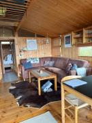 Lovely Cabin in the Capital Area with hot tube