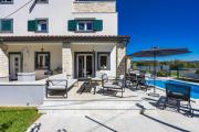Villa Renata for 11 people with private heated pool & pet friendly