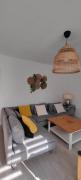 logement familial spacieux, 2 chambres , grand salon