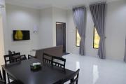 Top Tanah Merah