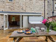 3 Bed in Settle 76650