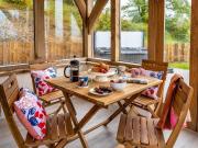 Top Llandyssiliogogo