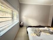 Top Meanwood Kwamwena Valley