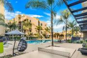 San Diego Stay, Pool, Gym, Near Zoo, Petco Park & SeaWorld