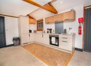 Spacious 2 Bedroom Apartment in Central Newark