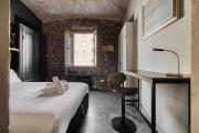 NYC-Style Industrial Apt on Navigli Milan NYC-Style Industrial Apt on Navigli Milan