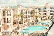 Apartment-Paphos-Poolside-Near Amenities-Discounts