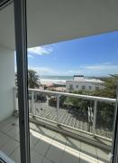 Luxo Frente Mar em Pitangueiras 200 m2