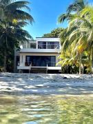 Mayatai Beach Villa - Elegant 2BR Beachfront with Stunning Ocean Views