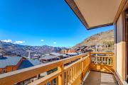 Ski View 1BR and Bunks with Balcony in Val Thorens Centre