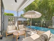 Serenity & Poolside Sun - 400m to Beach