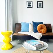 Elegant Boutique Living 45m2 w Iconic Sunset Views