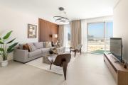 Silkhaus Vacation Homes Large 3BR with Maid Room in Radiant Viewz New Tower