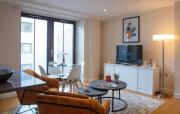 Westminster 1 bed apt with terrace and Air-Con Westminster 1 bed apt with terrace and Air-Con