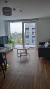 Penthouse height Flat, City View Balcony, Quiet, Free Wifi, Gym & More Minimalistic Home