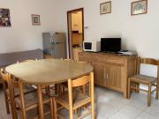 Colorful flat with garden-Beahost