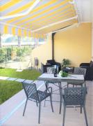 Ground-floor flat with pool Ground-floor flat with pool