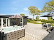 Holiday Home Tonna - from the sea by Interhome
