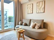 Komfortowy apartament przy plaży z klimatyzacją i parkingiem