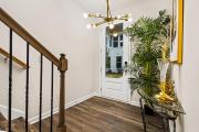Price Cut, New Lux Home 5 mins to Airport , 15 min to Downtown, 25 min to Buckhead with 3 beds and 3 baths