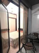 Sunny Comfort Apartment in Tbilisi Center - Close to Everything