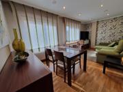 Bouzas. Garaje con cargador V.E.