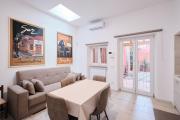 Exclusive hideaway with patio in the heart of Rome