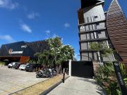 Flat beira-mar pé na areia com varanda