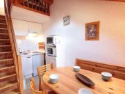 Studio mezzanine 5 pers, pied des commerces, 450m des pistes - FR-1-572-184