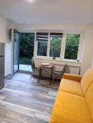 Altea - Lago di Como nuovo accogliente mini appartamento vicino alla spiaggia e giardino