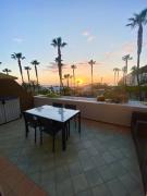 Private apartment with sea view, 5 min from beach