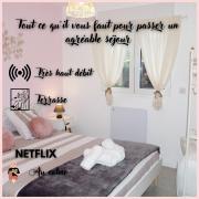 Grand studio La Sensée - Wifi, Calme, Parking privé