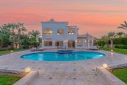 Beautiful 4 BDR Villa With Private Pool