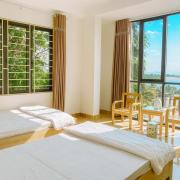 Gate Tuan Chau Hotel