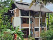 Victoria House