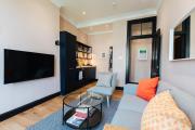 Fresh Stylish West End Flat