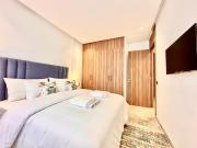 Cozy, Elegant Apartment, Parking and Fiber